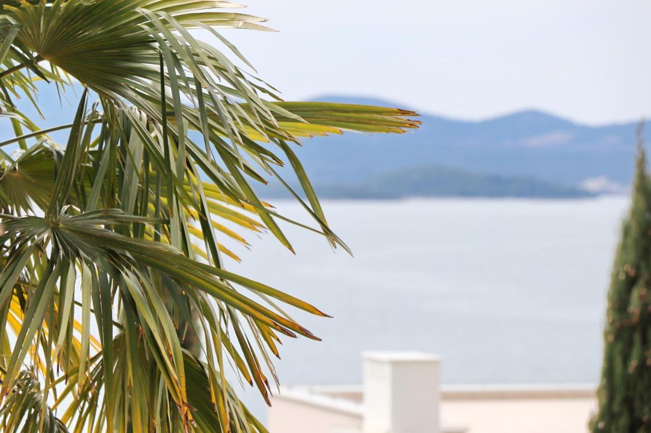 Holiday Home Rosemary Klek Bagian luar foto