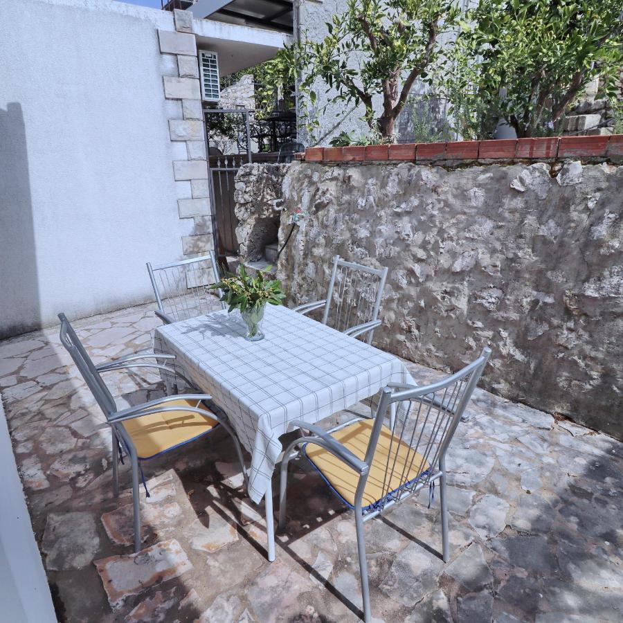 Holiday Home Rosemary Klek Bagian luar foto